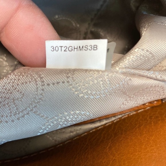 MICHAEL KORS BROWN HAMILTON SATCHEL/ PURSE W/ GOLD WARE NWOT CROSSBODY BAG - Picture 6 of 8